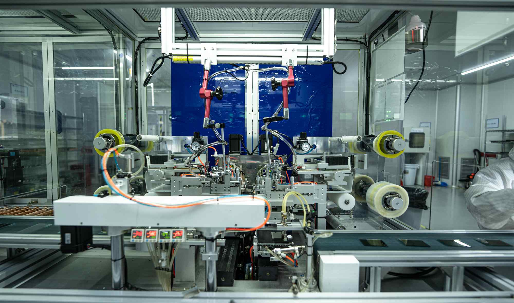 精密なアライメントとセルの組み立て: LCD 製造における PI コーティングとラビングプロセスの分析